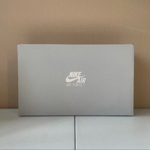 Nike Air Force 1 ‘07 Empty Box with Tissue Paper MNS Size 6